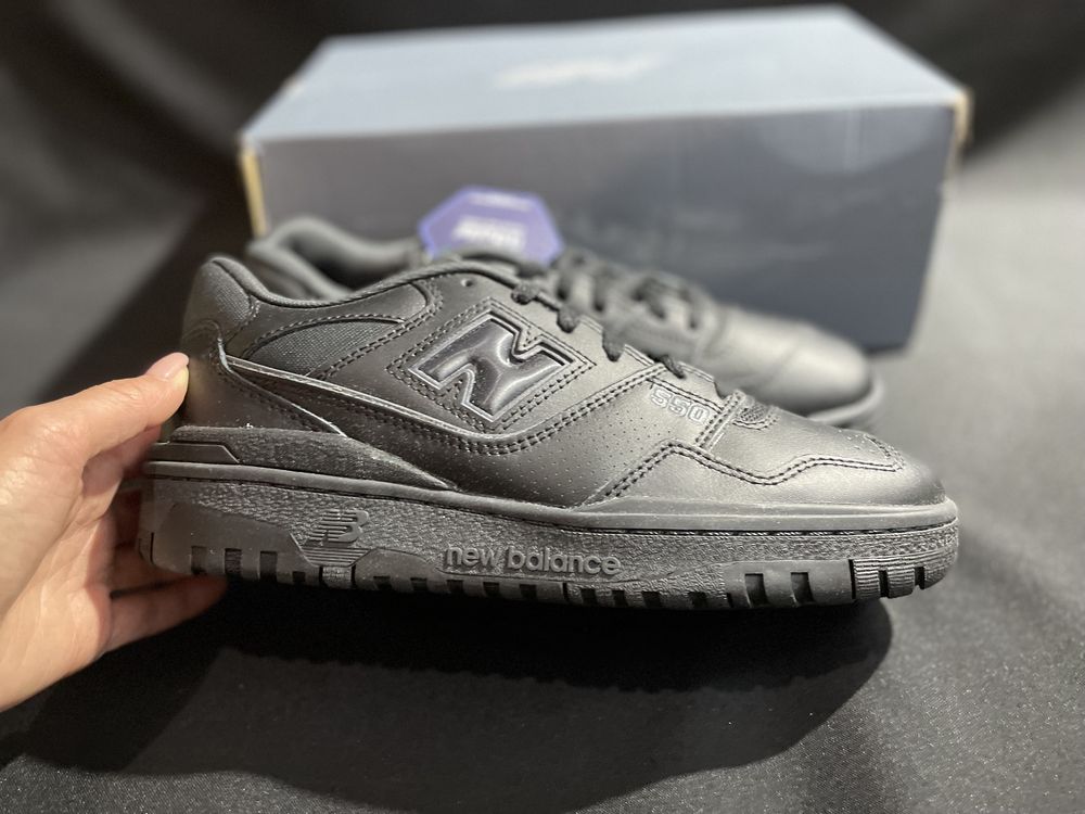 New Balance 550 кроссовки чёрные