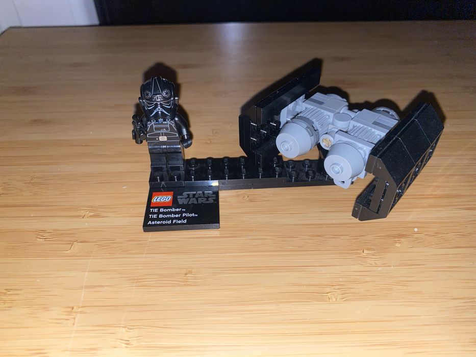 LEGO star wars tie Bomber 75008
