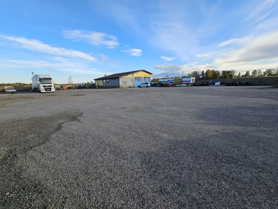 Wynajem miejsc parkingowych TIR