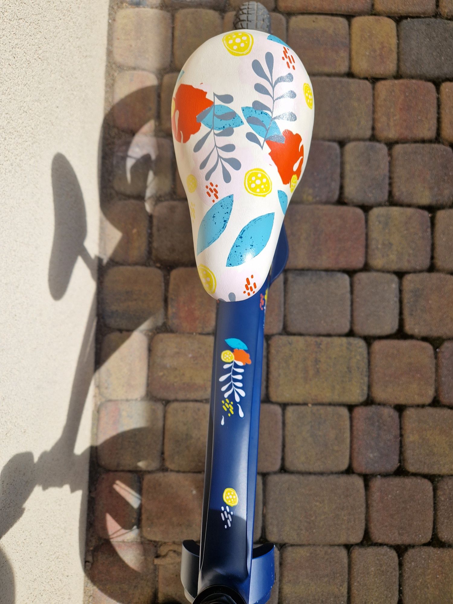 Rowerek biegowy MAGNEZOWY Lionelo Bart AIR 12''