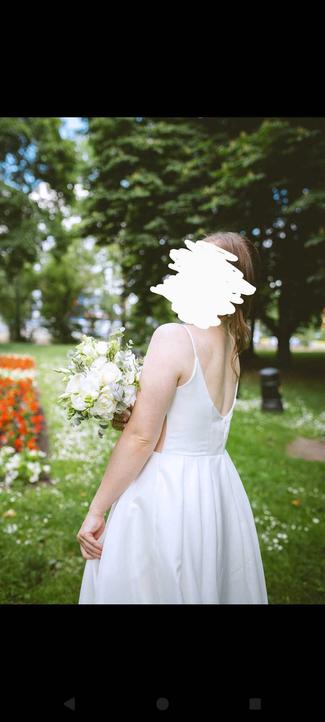 Suknia ślubna szyta na miarę, stan idealny