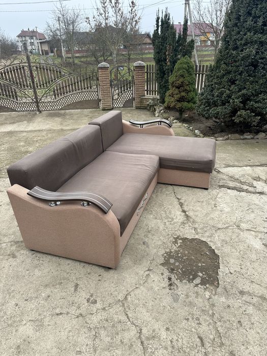 Диван кутовий.Ліжко.Мяка частина.Меблі