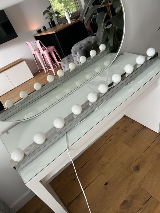 Toaletka MALM ikea prawie nowa