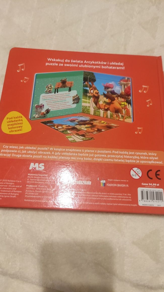 Książka 44 koty z puzzlami