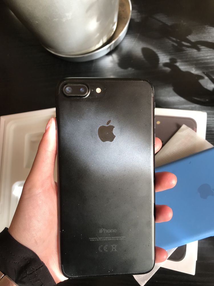 Iphone 7+ (plus) 32 гб