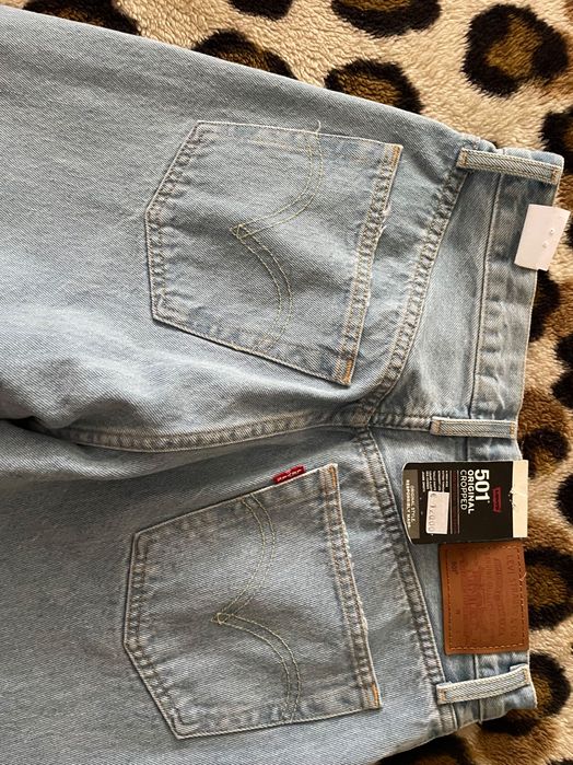 Calças Levis ganga azul claro Novas com etiqueta