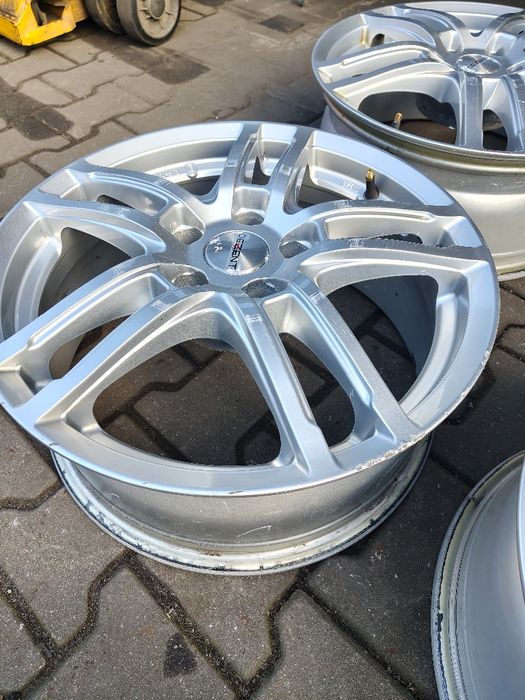 Felgi aluminiowe 7x17 cali 5x112 ET40 Audi Skoda Seat VW #5383