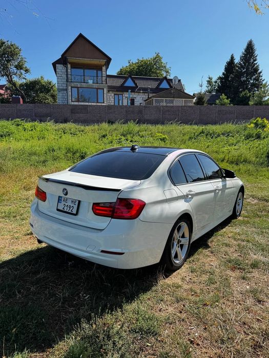 Продам BMW 320i 2015р