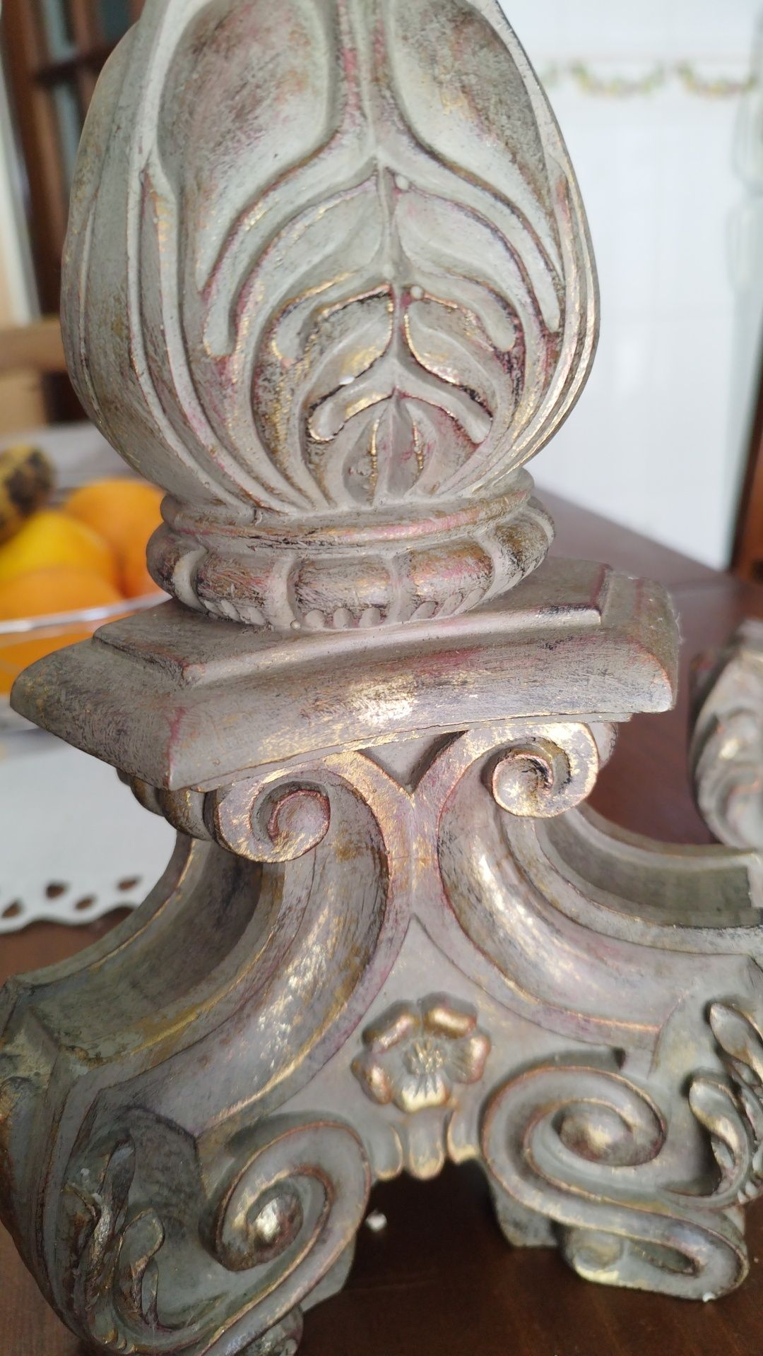 Castiçais de Altar em marfinite