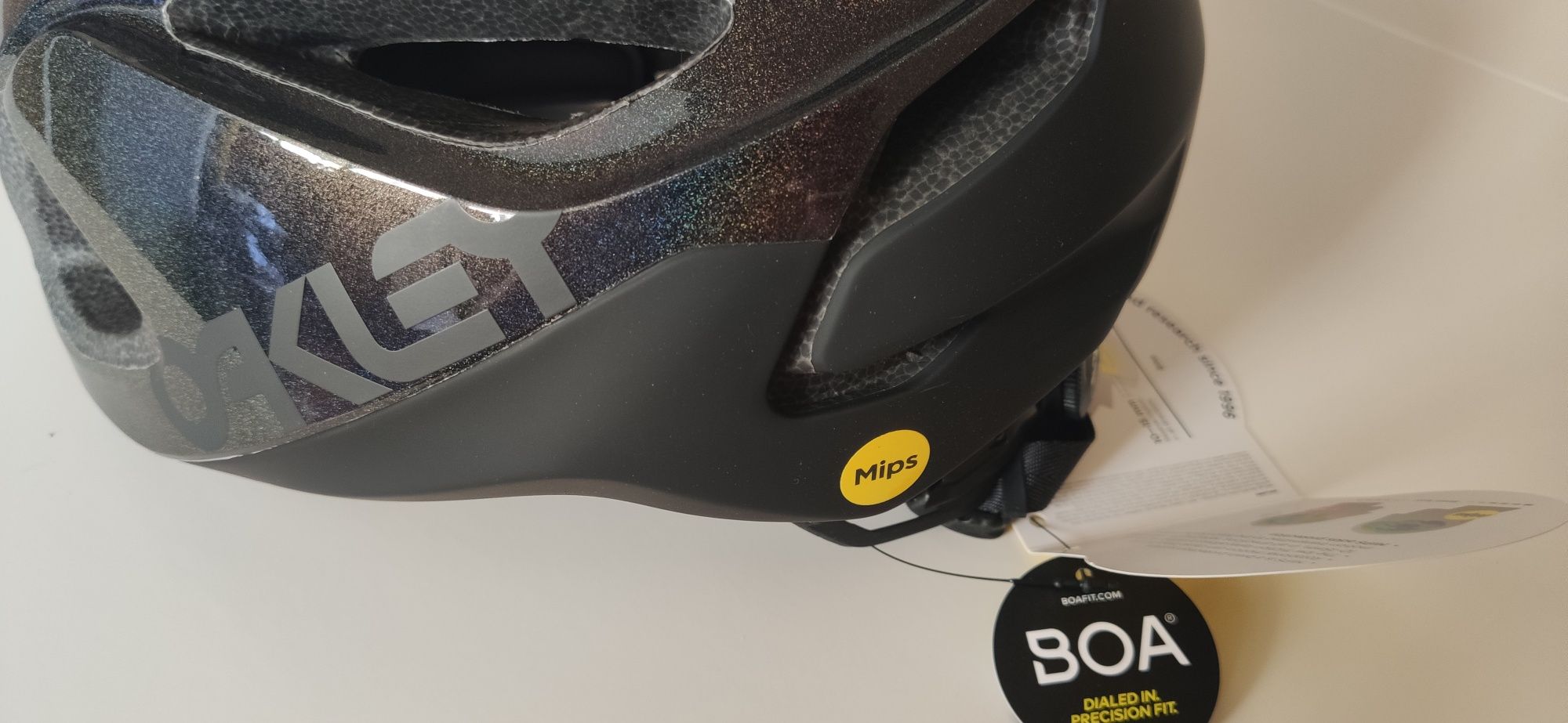 Велошолом Oakley ARO3 розмір М