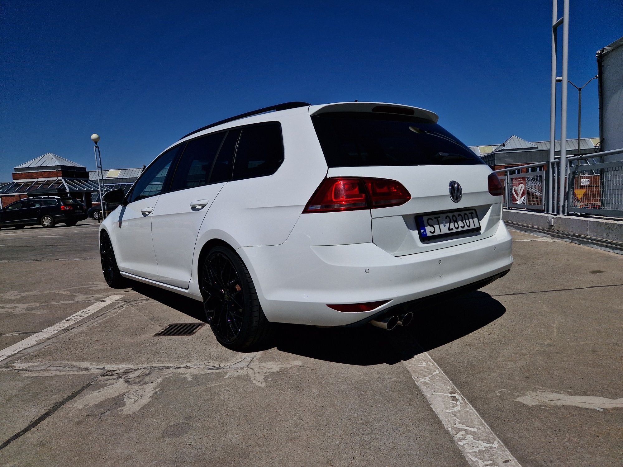 Volkswagen Golf 7 2.0 TDI DSG fake GTD