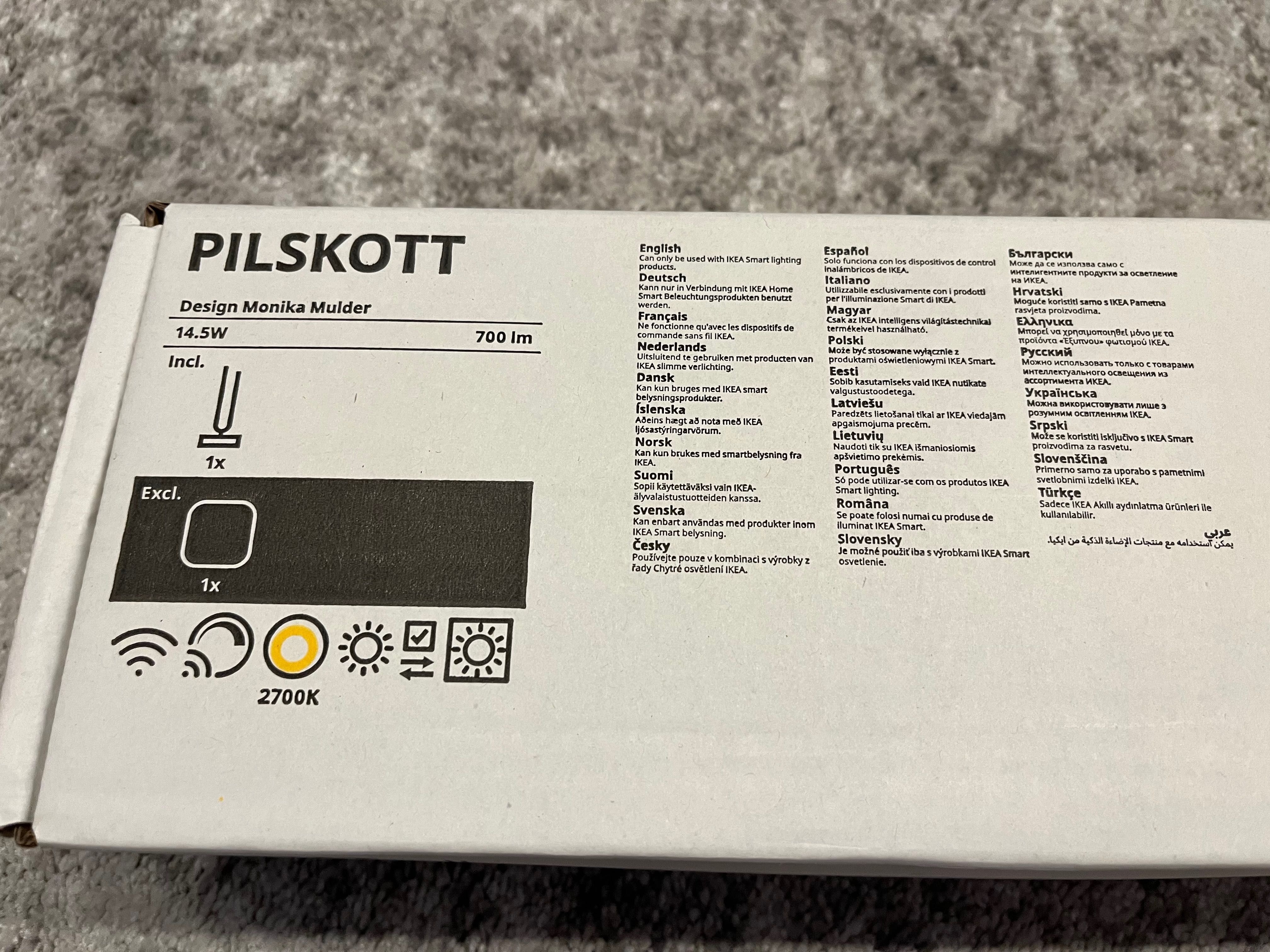IKEA PILSKOTT Lampa podłogowa LED smart czarny