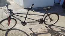 Bicicleta para duas pessoas