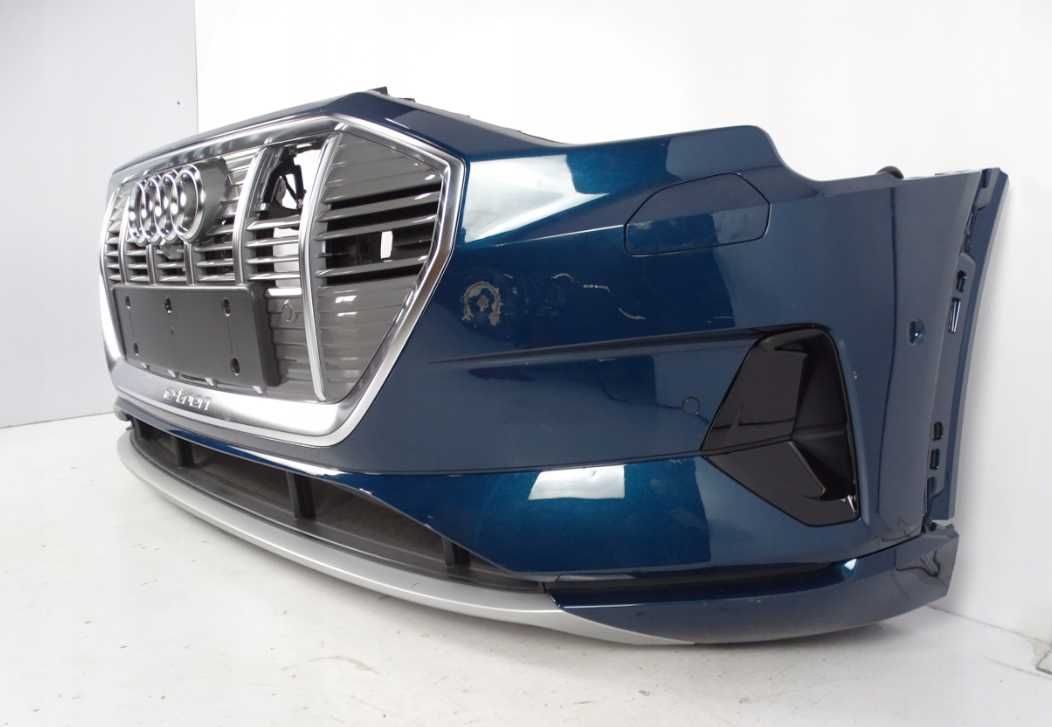 Бампер перед AUDI E-TRON 4KE ауді етрон передній