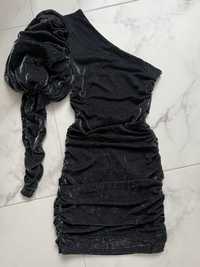 Плаття  чорне блискуче на одне плече