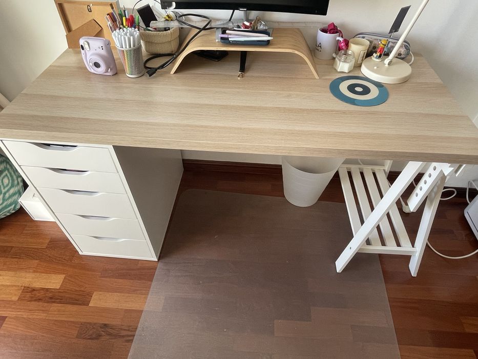 Secretária completa