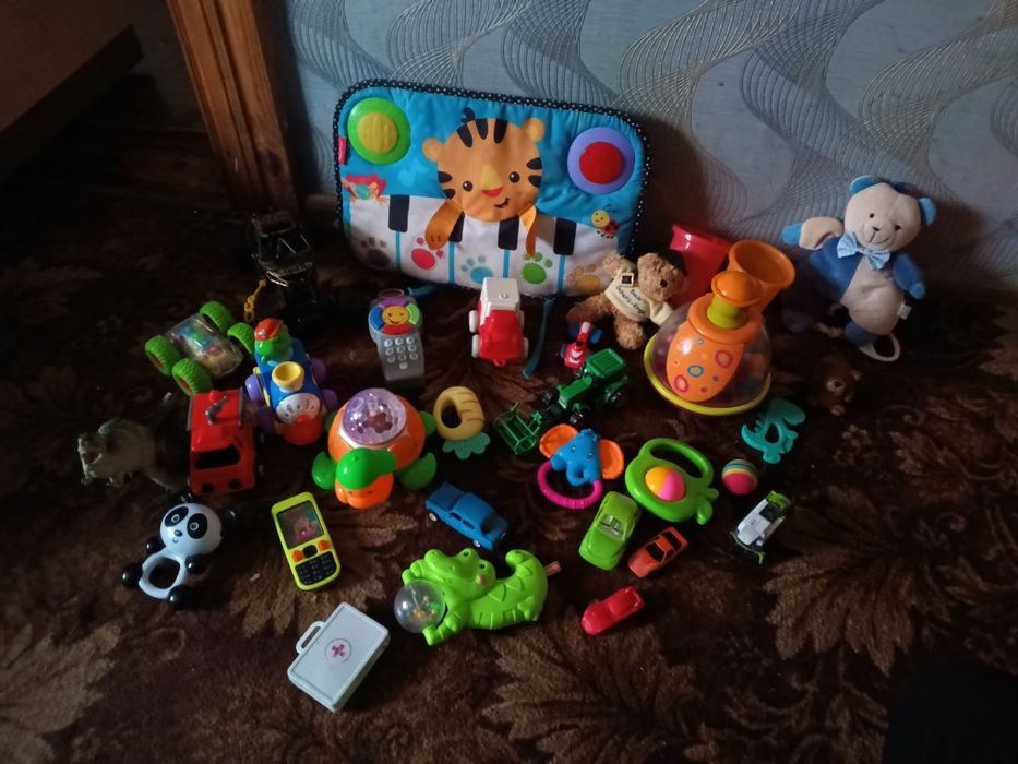 Музичні іграшки   .