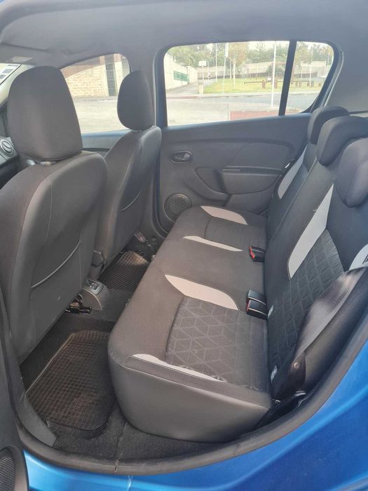Dacia Sandero Stepway 2013