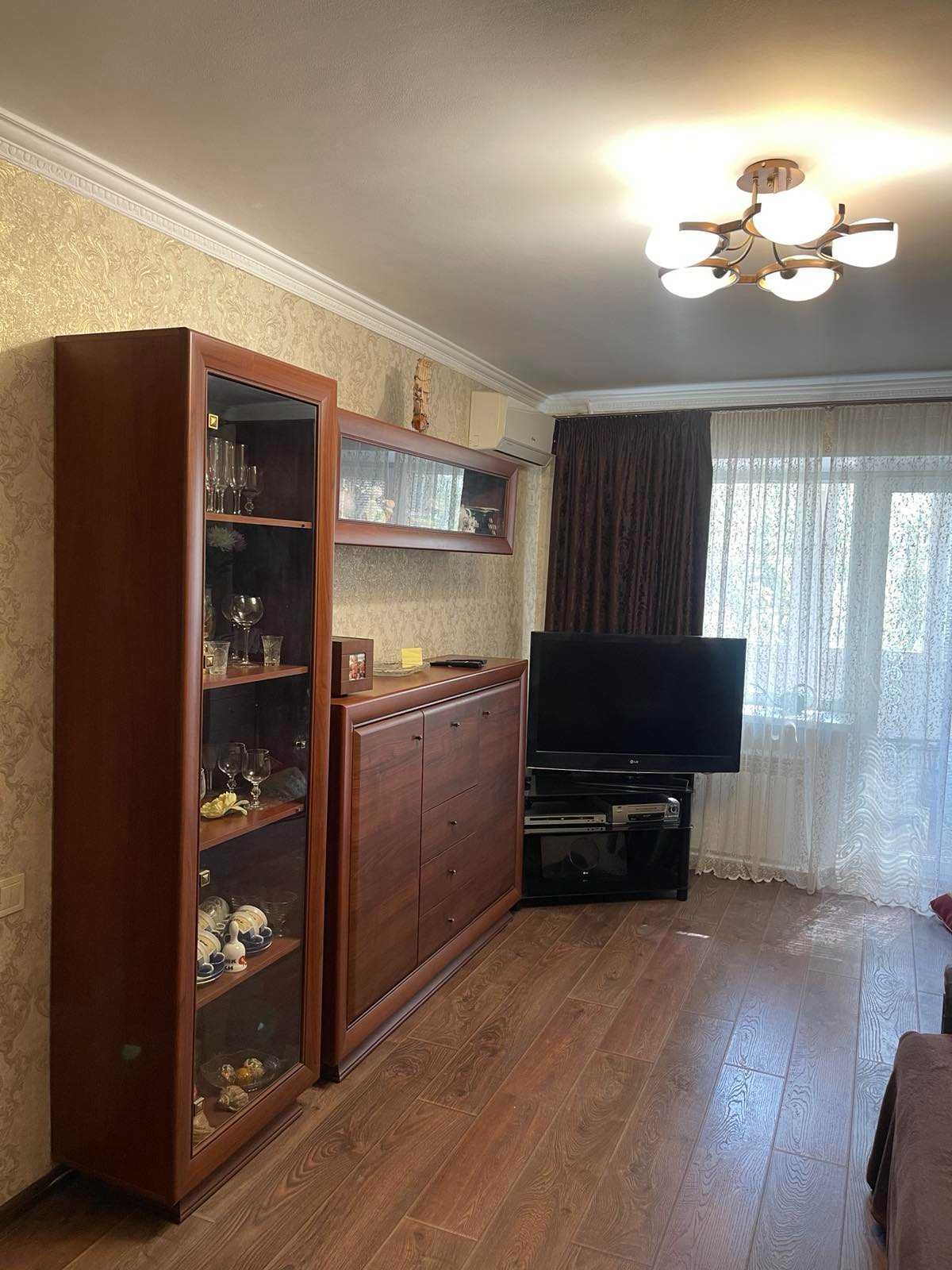Продам отличную  2 к/к с евроремонтом,  в центральной части города