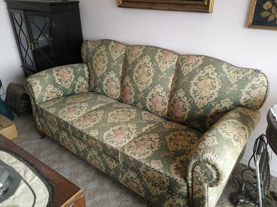 Conjunto de sofás antigos