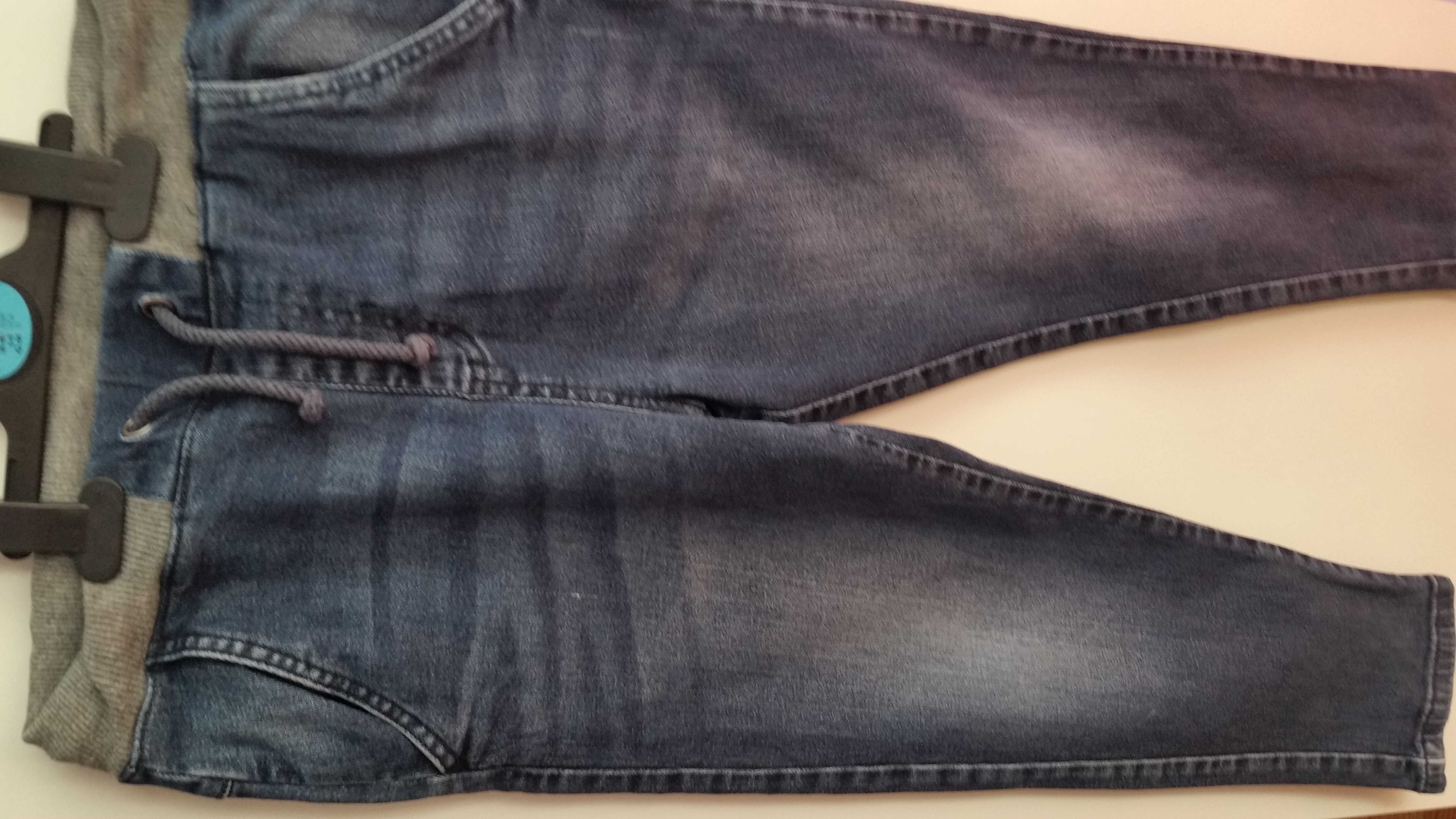 Spodnie dżinsowe roz 146 gumka w pasie