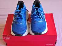 Buty do biegania New Balance More V4 rozmiar 42 nowe