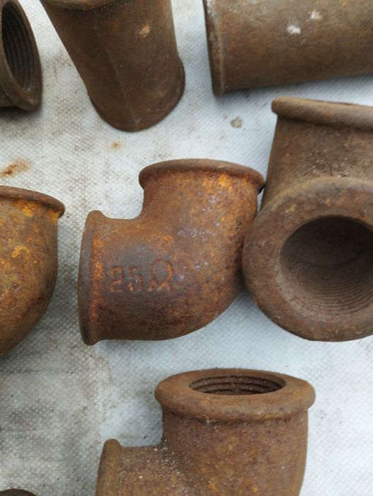 Продам сгоны ,муфты,уголки, тройники краны.