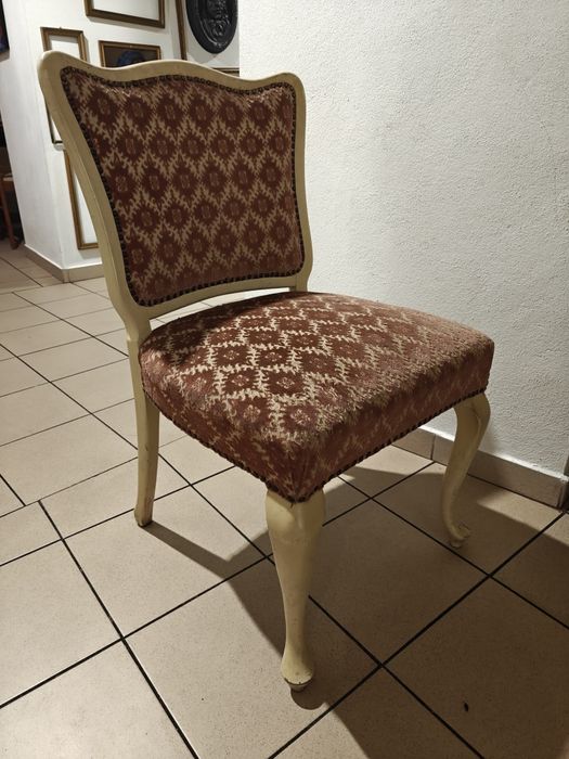 Stylowe krzesła ludwikowskie – 4 sztuki, lite drewno, retro / vintage