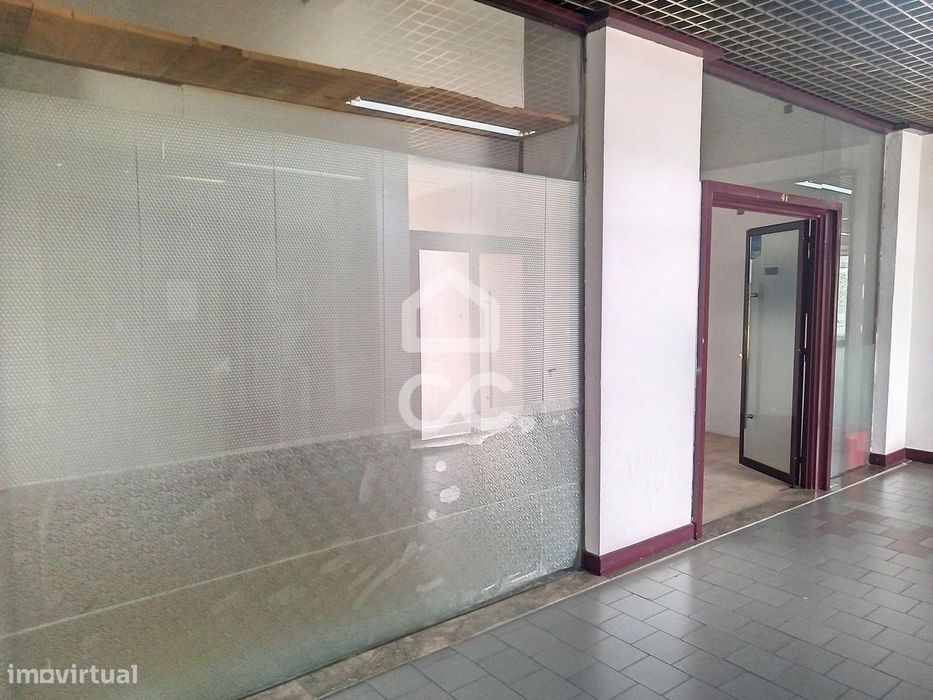 Loja no centro da cidade de Chaves - oportunidade negocio