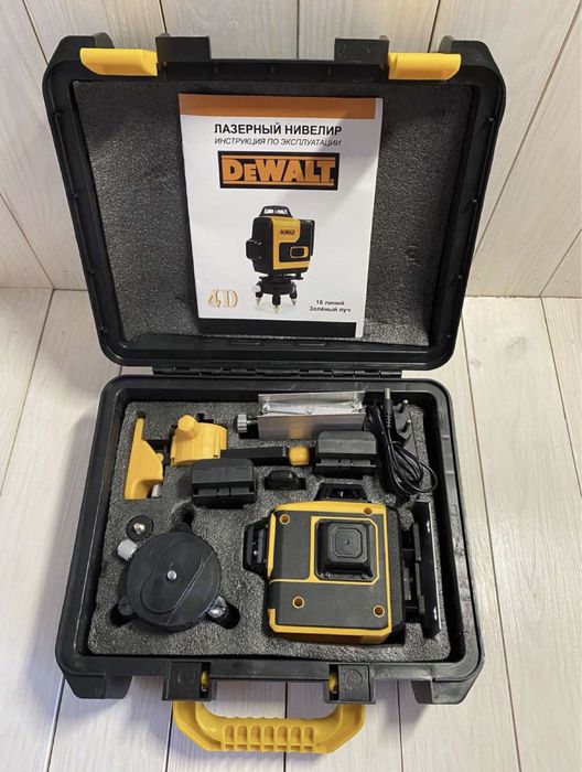 Лазерний рівень нівелір DeWalt 4D 16 ліній зелений луч