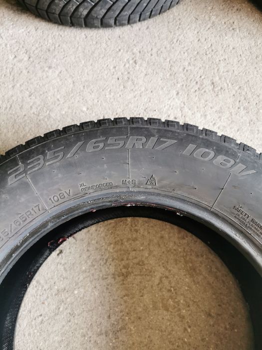 Para opon 235/65R17 108V Nankang CrossSeasons AW-6 SUV