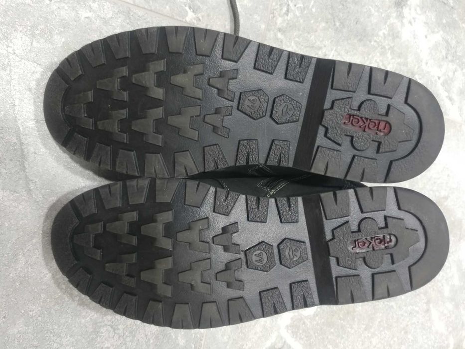 Мужские зимние кожаные ботинки Rieker 45р в отличном состоянии