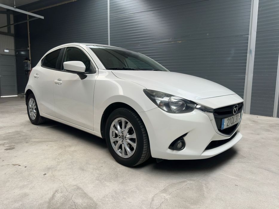 Mazda 2 1.5 Diesel SkyActive Como Novo