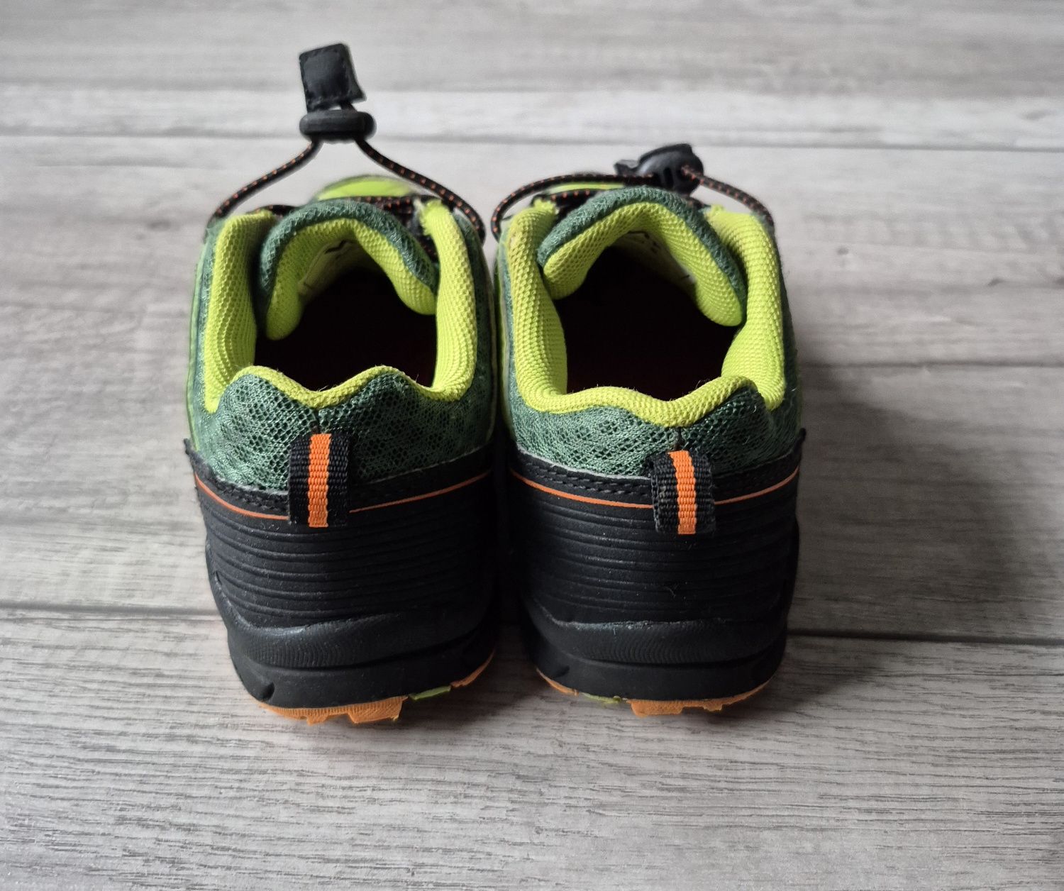 Vty buty 28 chłopięce zielone sportowe