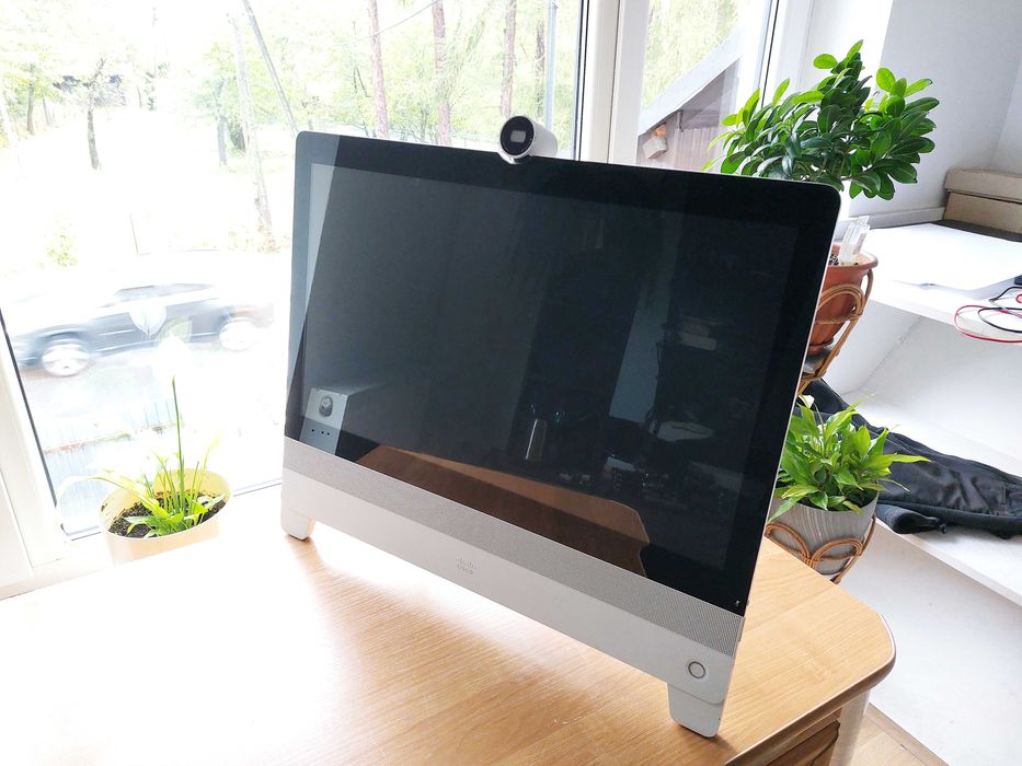 Terminal do wideokonferencji 23" Cisco CP-DX80-K9