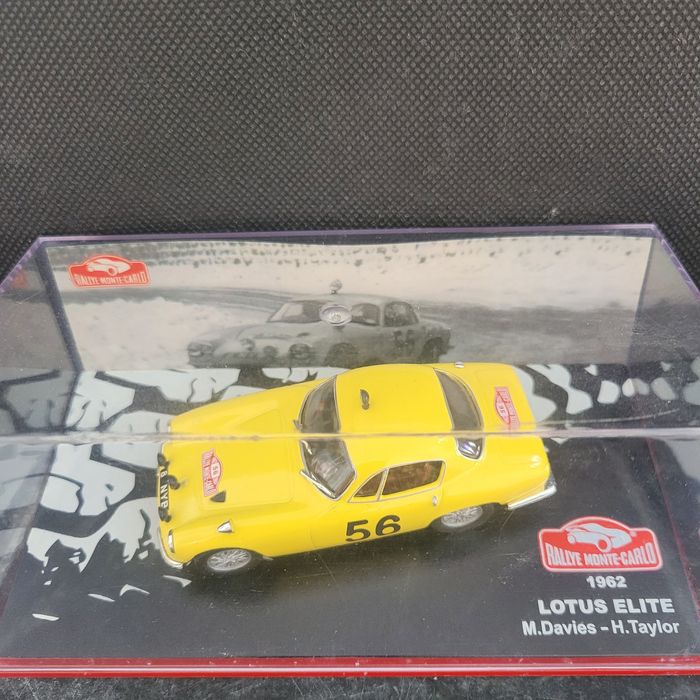 Carro miniatura Lotus