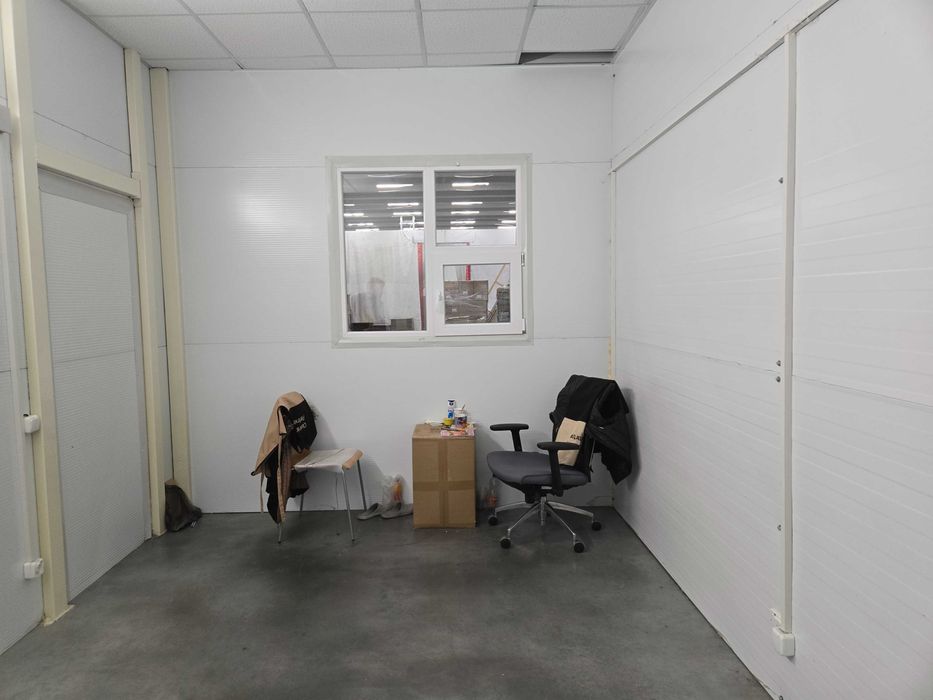 Аренда склада 900 м2.