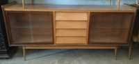 SIdeboard anos 60