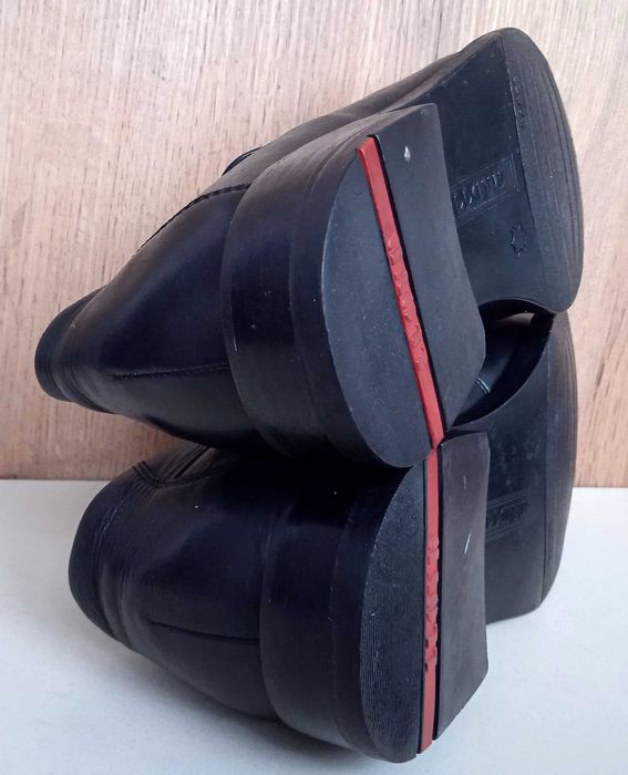 Німецькі натуральні шкіряні чоловічі туфлі, чорні лофери, демі, р. 41