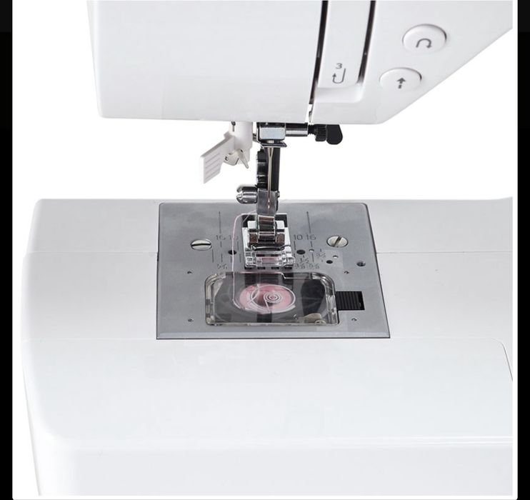 Швейна машинка Rold