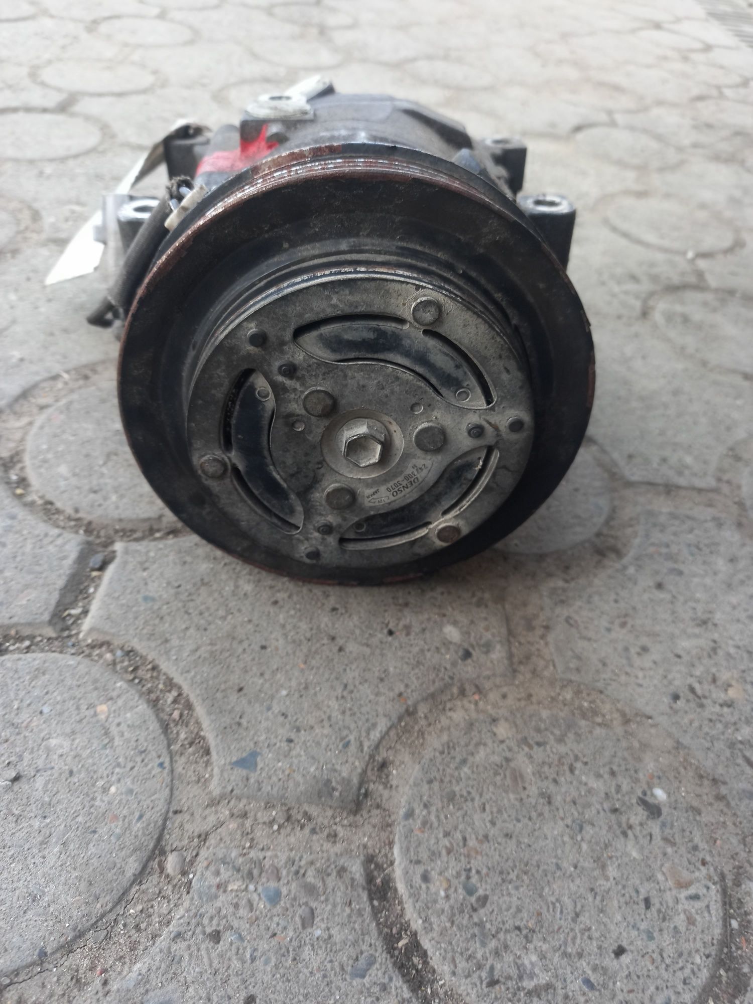 Компресор кондиціонера Toyota Yaris 1 компрессор кондиционера тойота