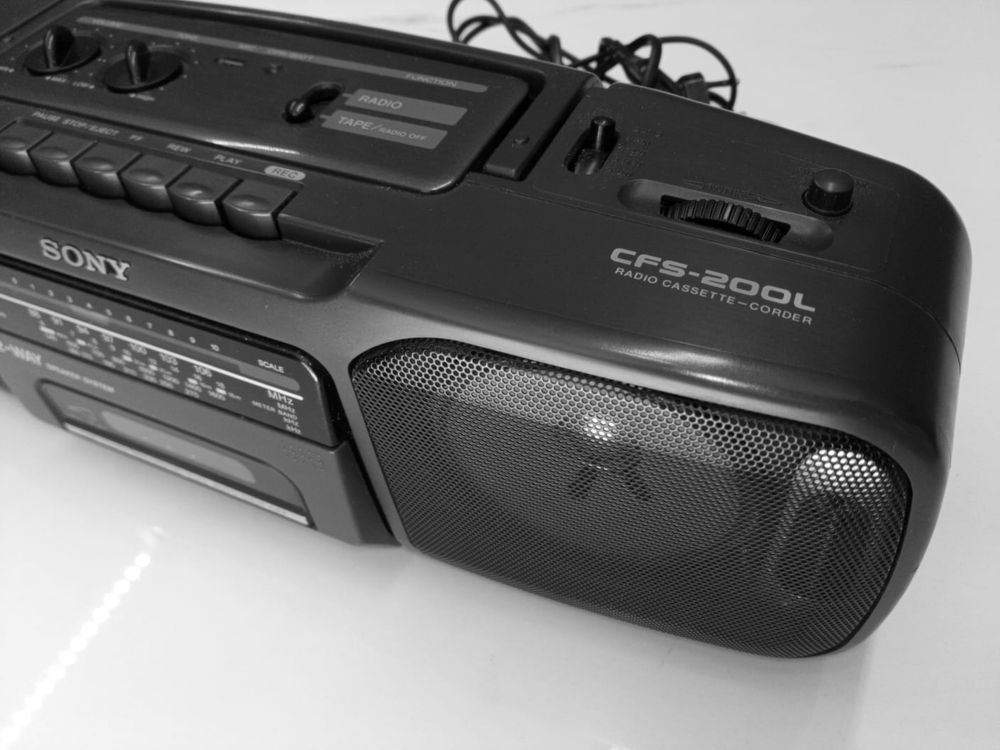 Stare radio magnetofon Sony CFS-200L - sprawne