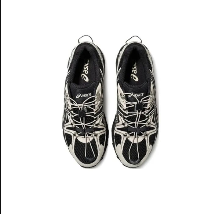 Продам кросовки Asics