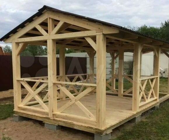 Альтанка. Бісєдка.