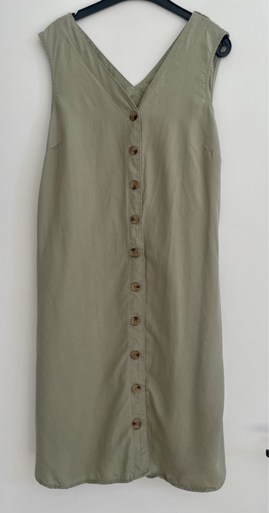 F&F / sukienka safari khaki basic bez rękawów nude / 36 S