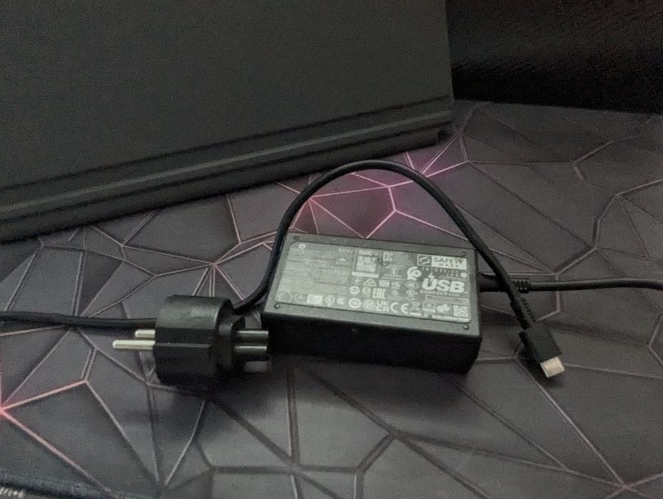 Ноутбук 2 в 1 HP Elite X2 G4