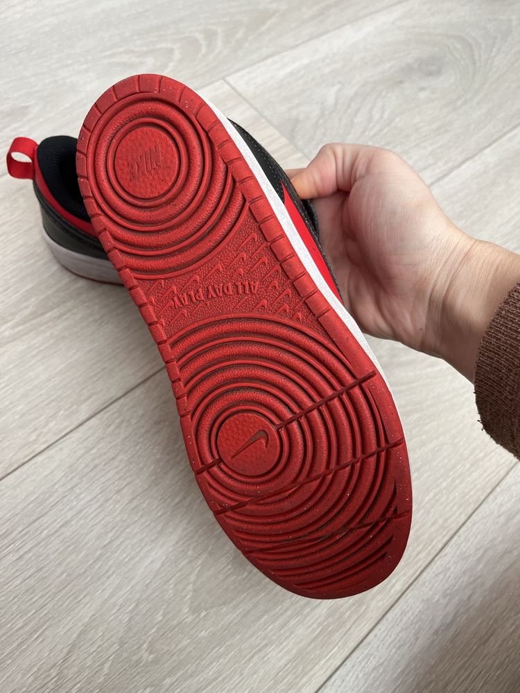 Шкіряні кросівки Nike Jordan 35р 22 см