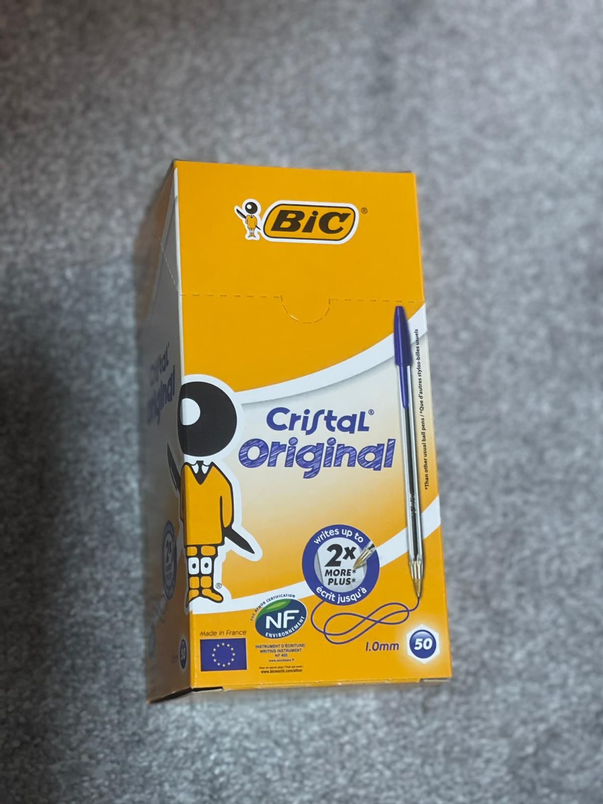 Canetas bic novas