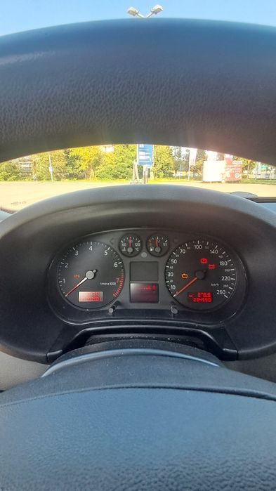 Audi a3 8l 2001 lift 5D 1.6 benz   Świeży przegląd,OC