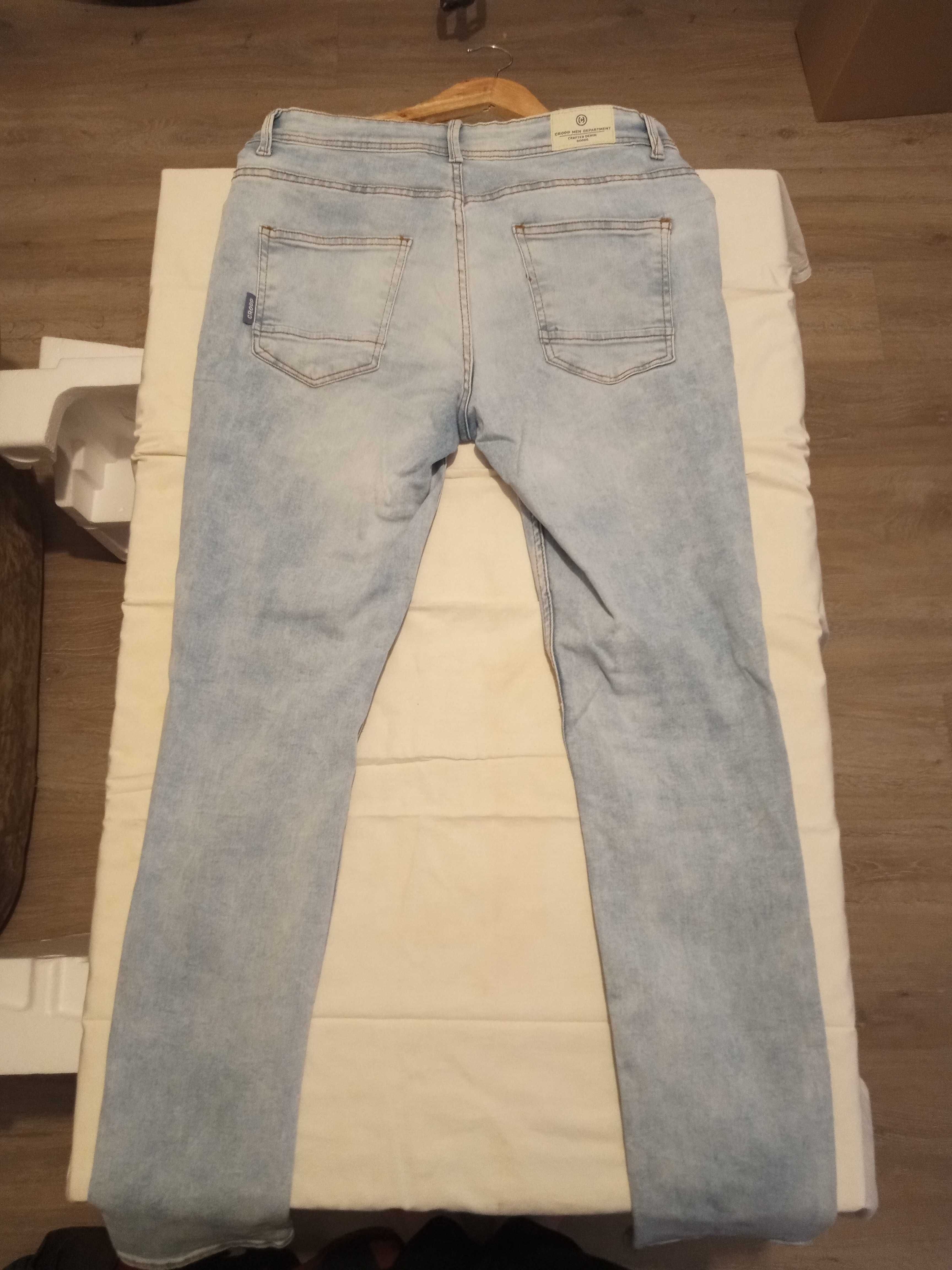 Spodnie jeansowe jasne wiosenne CROPP W28 L32 Slim Fit
